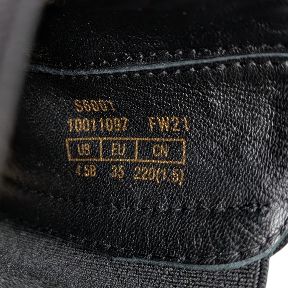 Stuart Weitzman Suede Chain Link Accents Chelsea Boots Black Size 4.5 - Picture 8 of 10